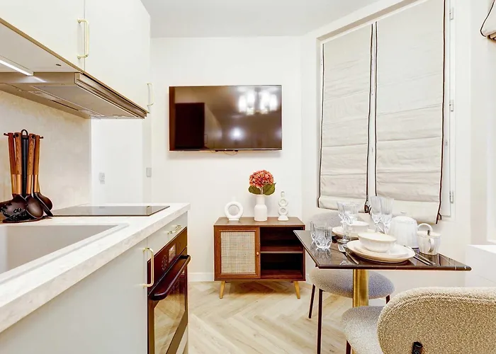 Charming With A-c Appartamento Parigi